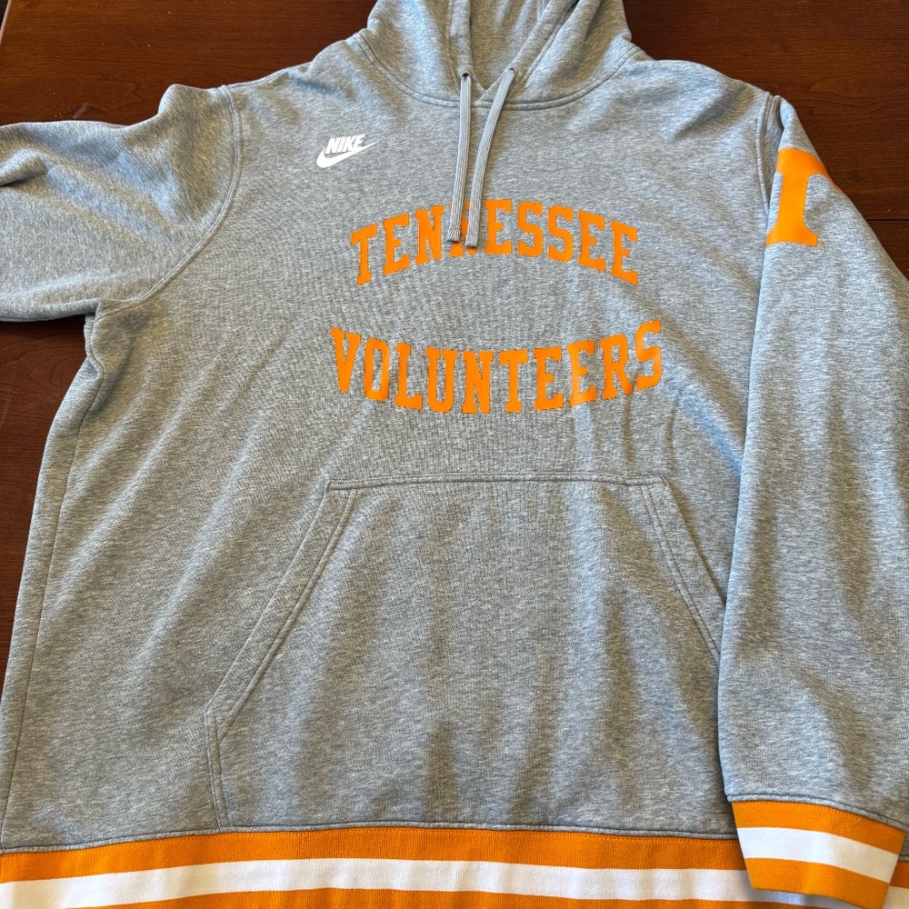 University of Tennessee Nike Hoodie- XXXL